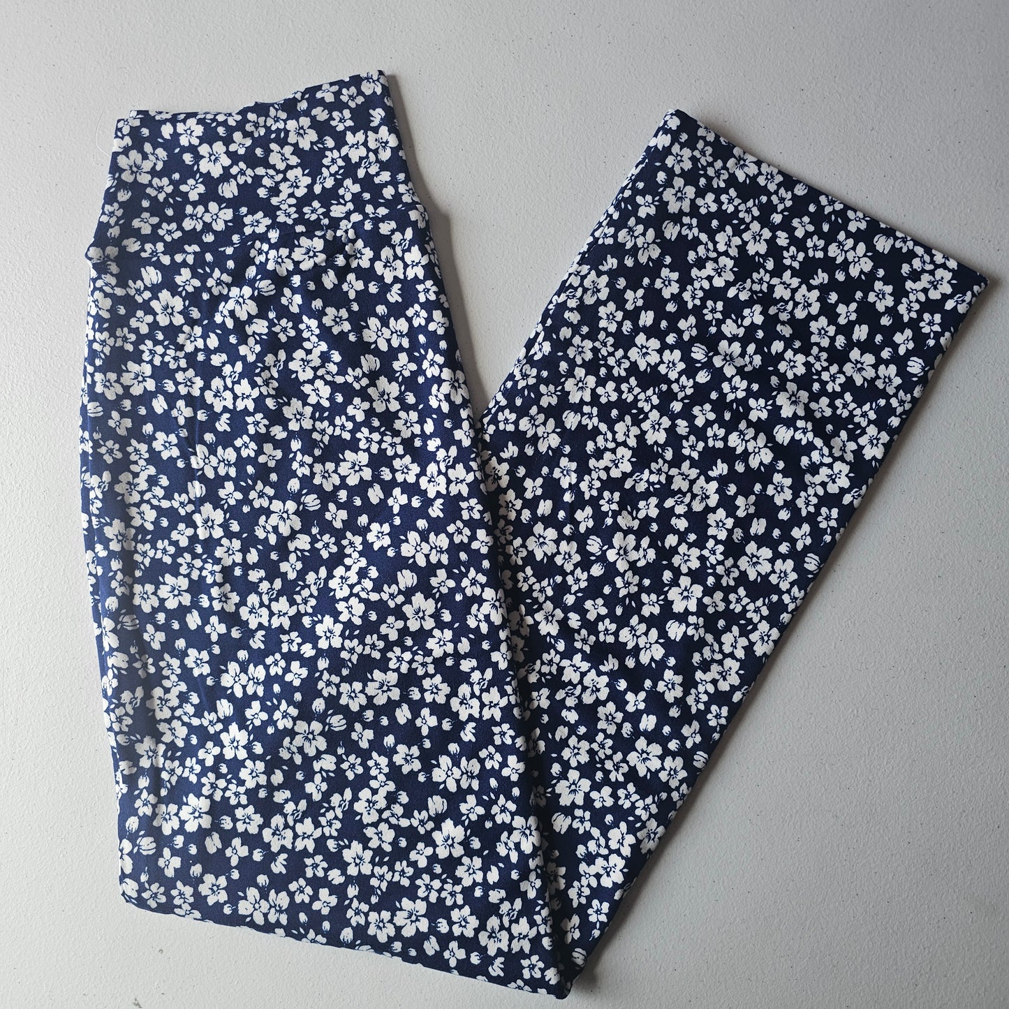 Navy w/flowers