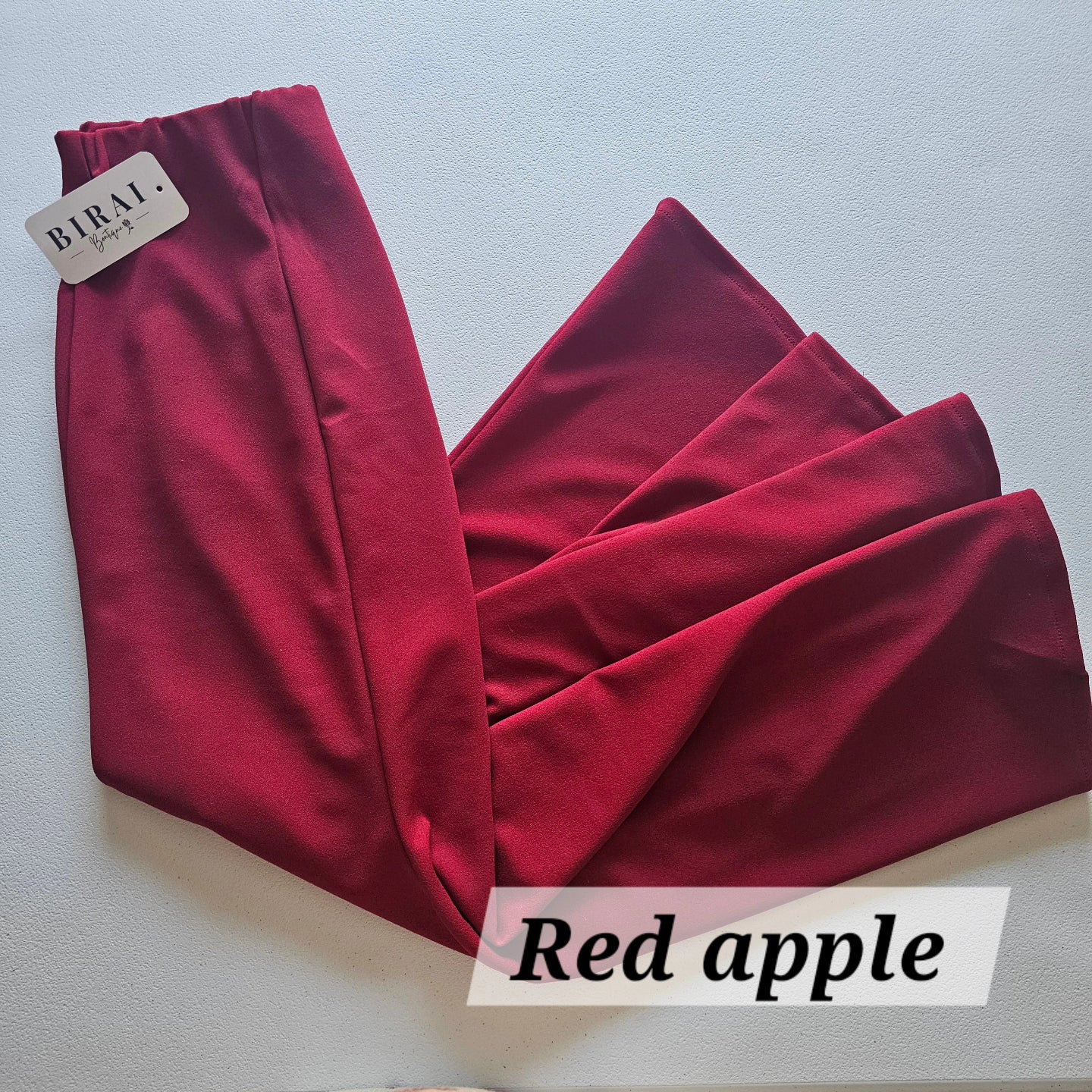 Red apple